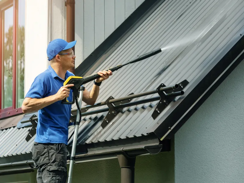 Professional roof pressure cleaning service in Perth, WA